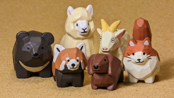 川崎誠二の木彫りの動物たちマスコットフィギュア2